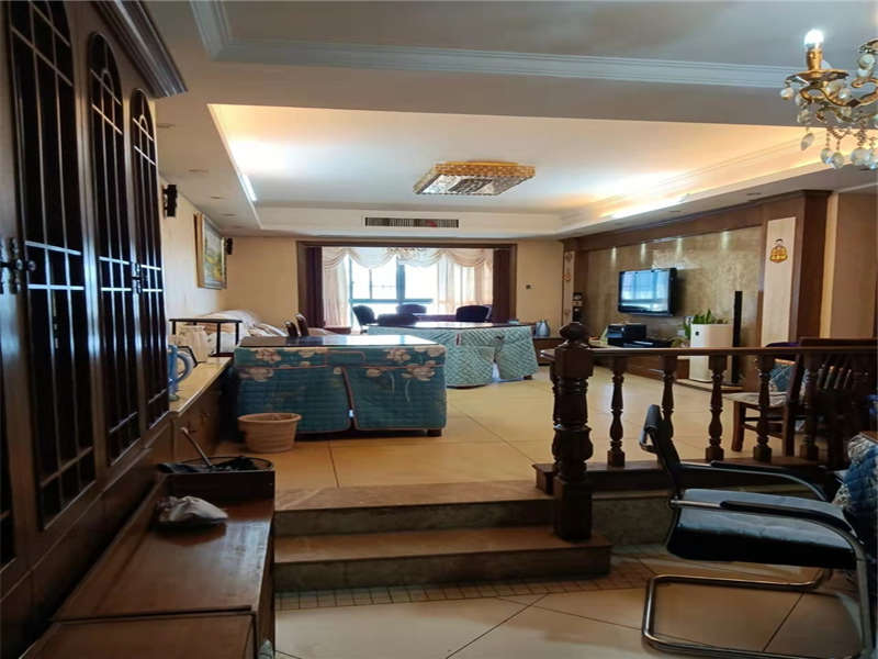 東方新城（東璽門）法拍房L1、L3棟1015號