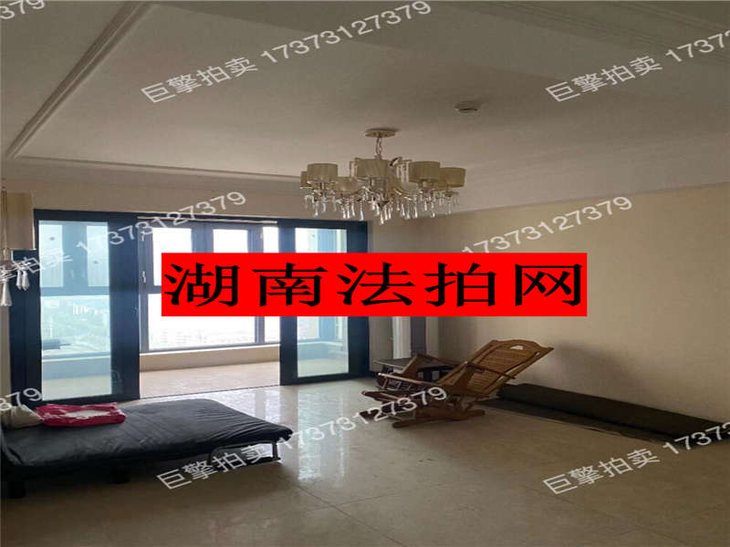 恒大御景半島法拍房錦繡苑7、8棟2401號(hào)