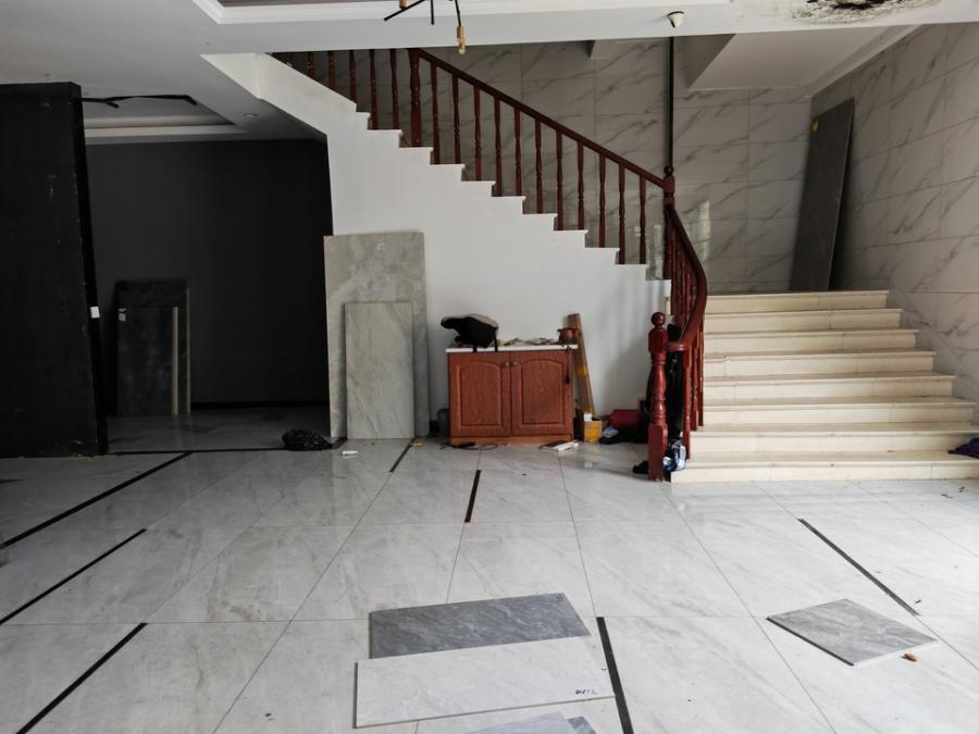 湖南高星物流園（高星物流園市場(chǎng)交易區(qū)）法拍房二期3-12#棟120、121、122、123室