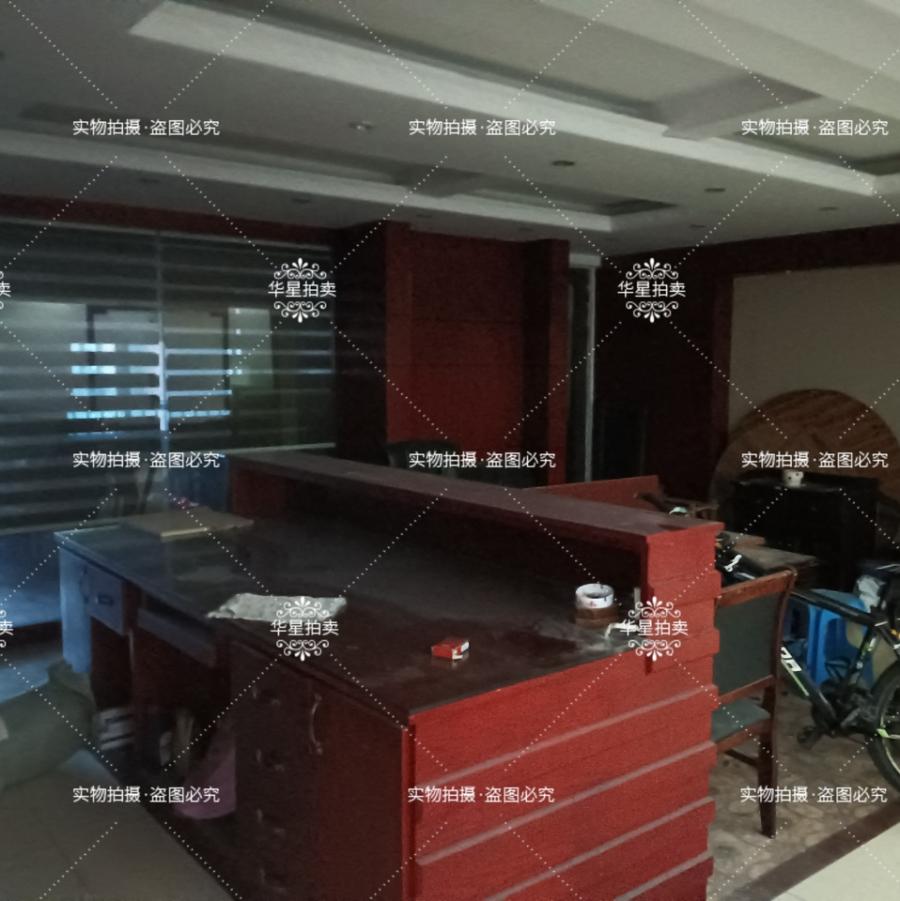 綠地公館（綠地名?。┓ㄅ姆?0棟702號(hào)