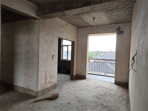 御邦小區(qū)法拍房82棟505號