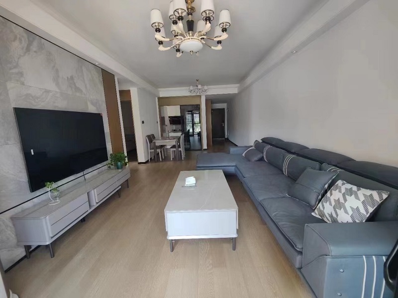 潤和濱江府二期（潤和又一城7、8期）法拍房7、8期37#棟602室