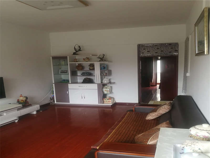 五一東村法拍房005棟503號(hào)