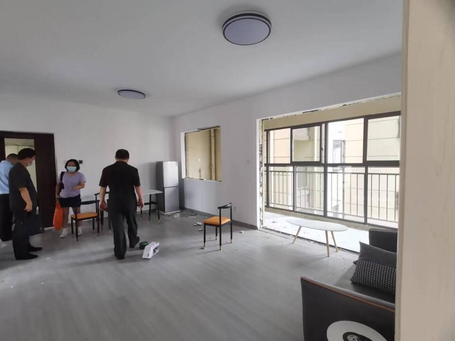 榮泰廣場(chǎng)（榮泰商業(yè)廣場(chǎng)）法拍房6棟1701號(hào)