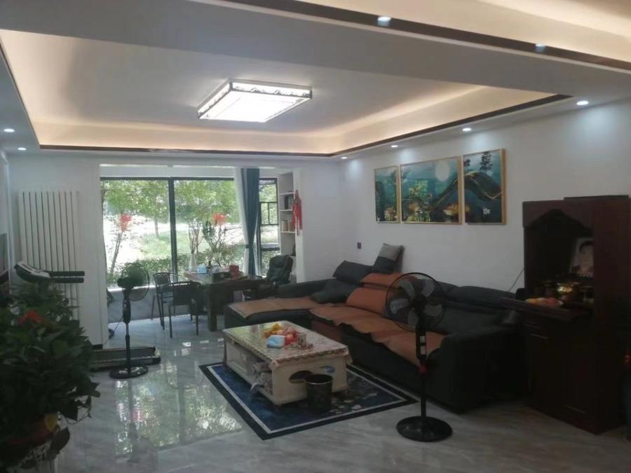 怡海星城法拍房三期西組團(tuán)6棟101號（雙學(xué)區(qū)）