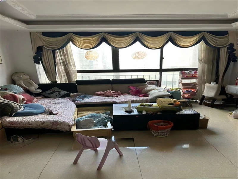 錢(qián)隆樽品（瑋苑）法拍房5號(hào)棟1301號(hào)