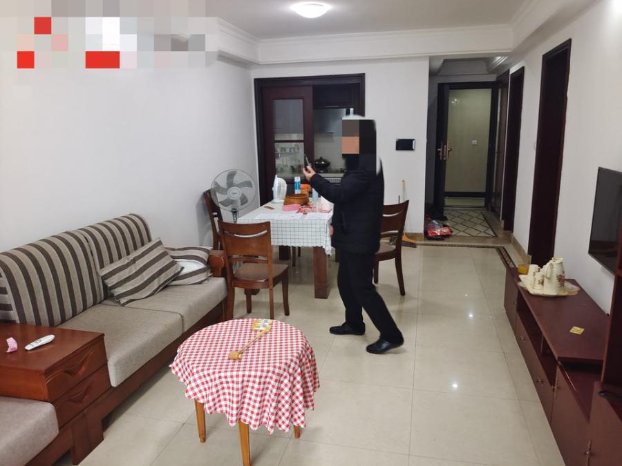 中海國(guó)際社區(qū)一期（中海江御名園）法拍房一期金楠街3、4棟2203號(hào)