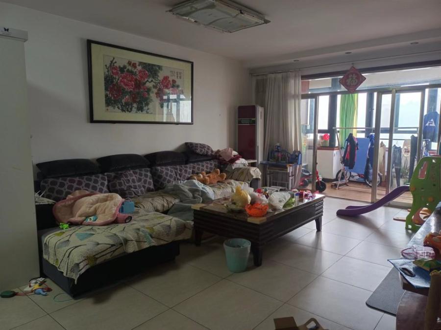 同發(fā)南國(guó)新城法拍房A、B、C、D棟505室