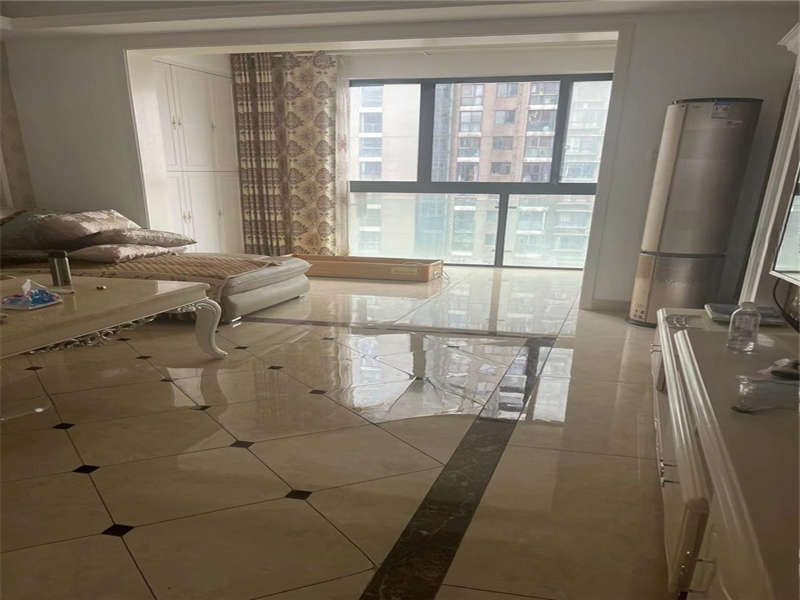 湘江世紀城悅江苑法拍房1棟2003號（雙學(xué)區(qū)）