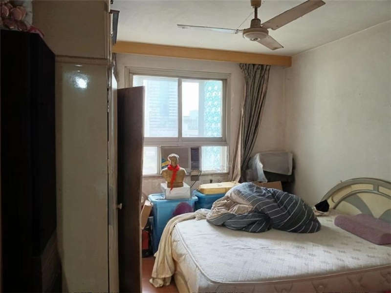 卷煙廠(chǎng)高層小區(qū)（勞動(dòng)?xùn)|路125號(hào)）法拍房第C棟082室