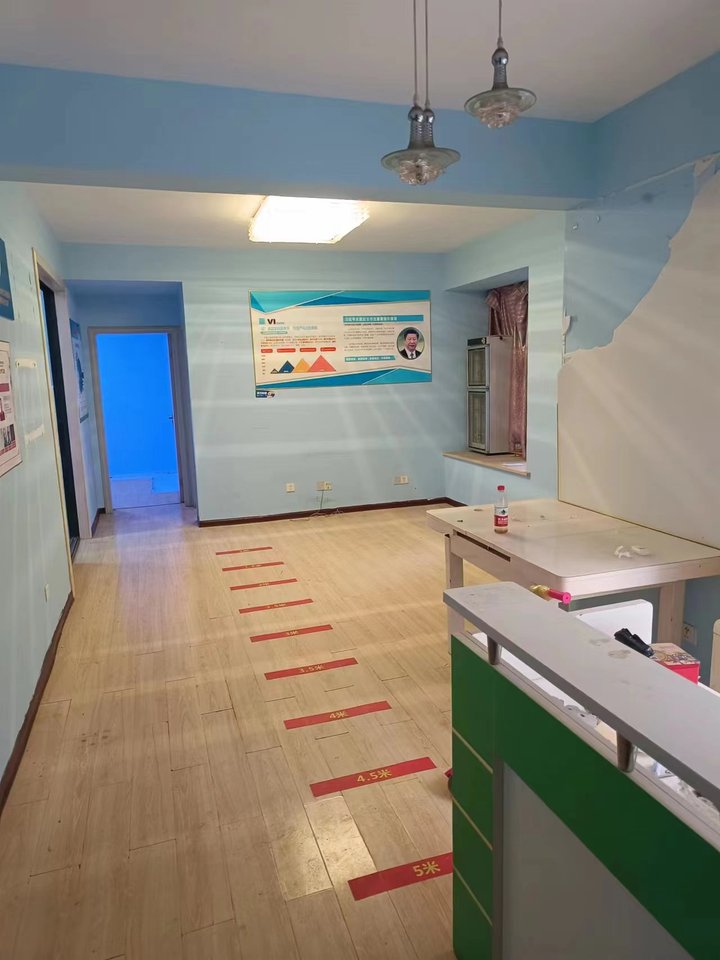 長房時(shí)代城法拍房15棟103號(hào)