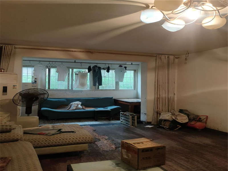 景環(huán)小區(qū)法拍房C3、C4棟104號(hào)