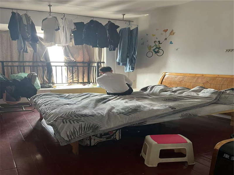 金典商務(wù)中心法拍房1、2、3、4棟617號