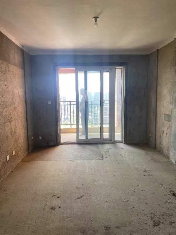 新城國(guó)際花都法拍房六期F10棟3206室