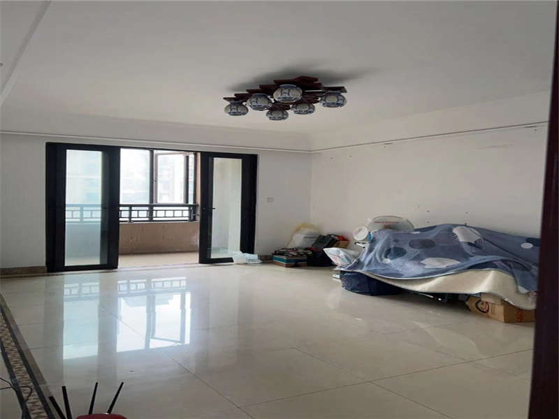 中海國際社區(qū)一期（中海江御名園）法拍房香樟街1、2棟2705號(hào)