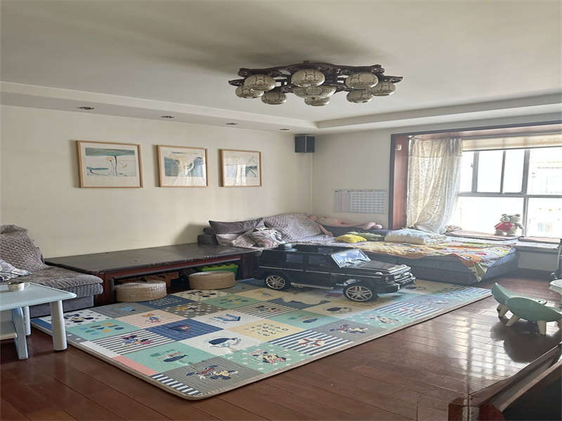 惠澤園法拍房A1，A2，B1，B2棟504號及其室內(nèi)家具家電物品