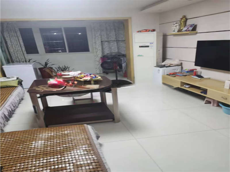 景環(huán)小區(qū)法拍房B3、B4棟203房