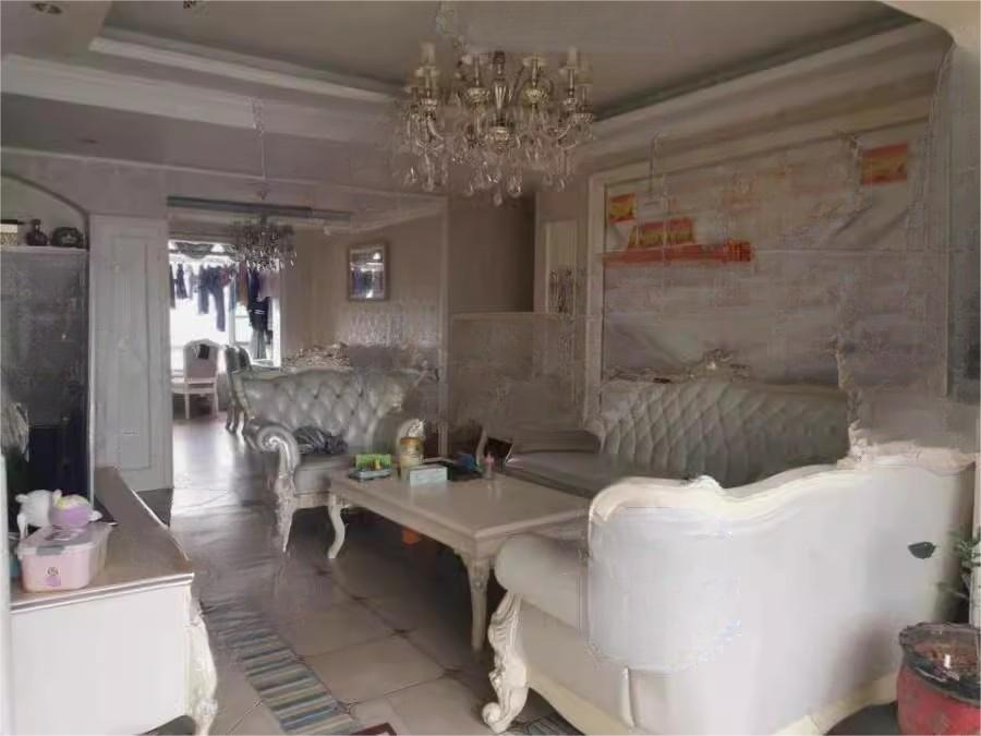 威爾士春天（綠洲花園）法拍房4棟3205號(hào)