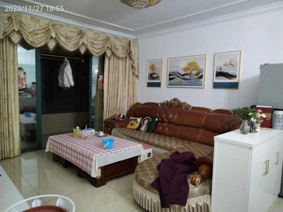 富基世紀(jì)公園法拍房10、11棟403室