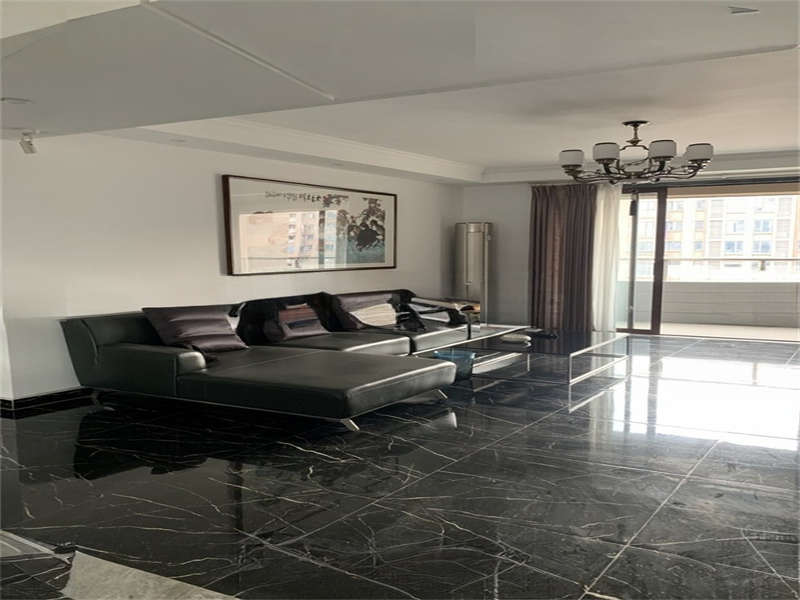 福祥家園法拍房8棟2602室及其配屬車位、雜物間(含室內(nèi)家具家電）