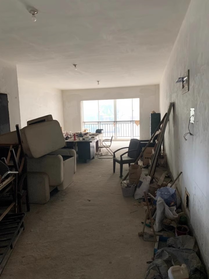 香樟景苑法拍房7棟204房（共10套房，可單獨(dú)競(jìng)拍）