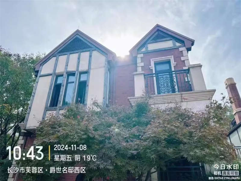 爵世名?。ň羰棵。┓ㄅ姆?27棟102房（別墅）