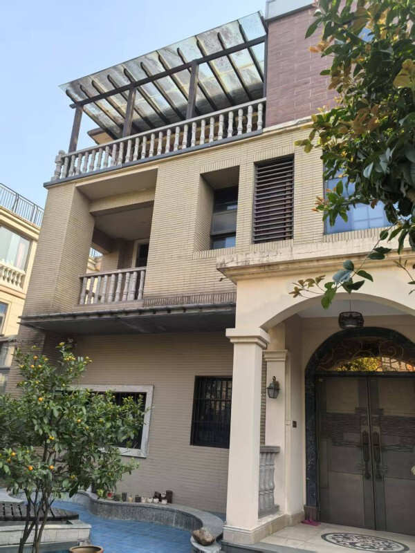 (5折別墅)保利麓谷林語小區(qū)G57棟104房 (5折別墅)保利麓谷林語小區(qū)G57棟104房