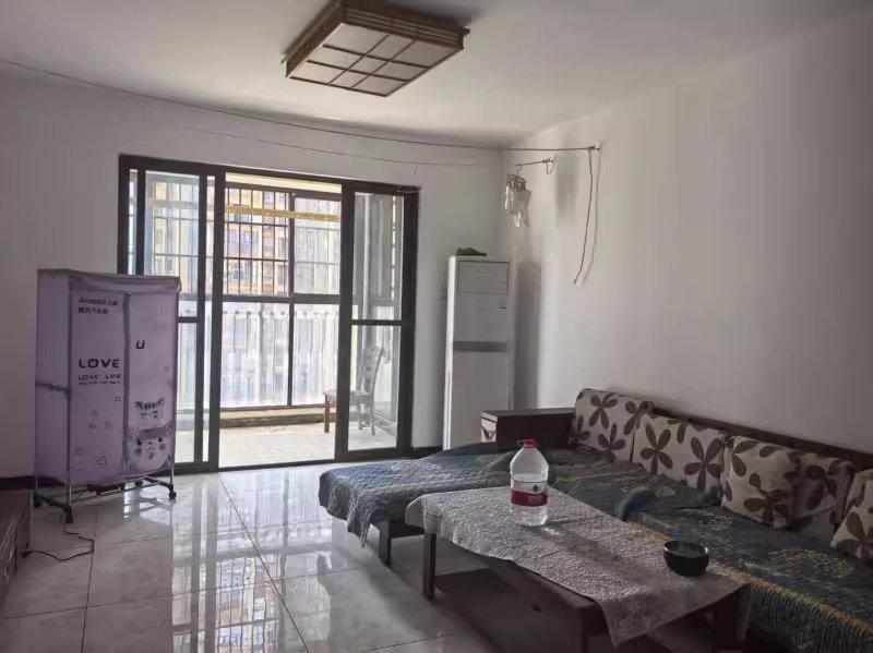 （7折）湘誠德峰小區(qū)法拍房A1棟1704室