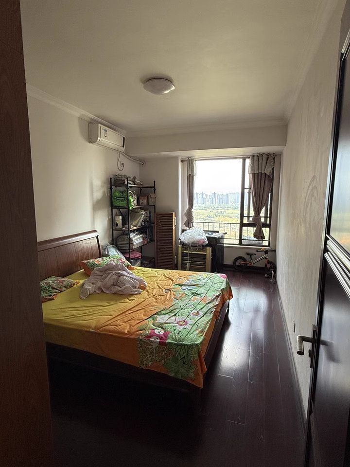 (8折)中海國際社區(qū)一期(中海江御名園香樟街)法拍房3棟2604號房 (8折)中海國際社區(qū)一期(中海江御名園香樟街)法拍房3棟2604號房