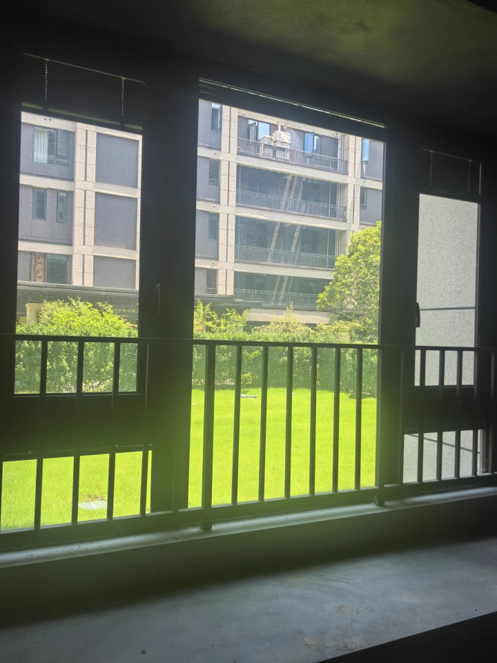 (下疊別墅 大花園)時代建發(fā)和著小區(qū)14號樓105室(小區(qū)第一套法拍房) (下疊別墅 大花園)時代建發(fā)和著小區(qū)14號樓105室(小區(qū)第一套法拍房)