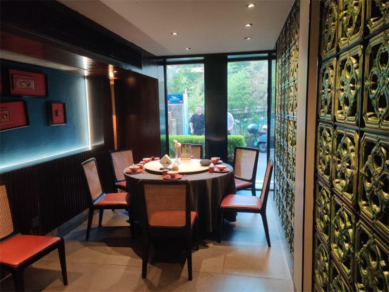 （月租金18500元）融都公園法拍房104室、105室商業(yè)用房