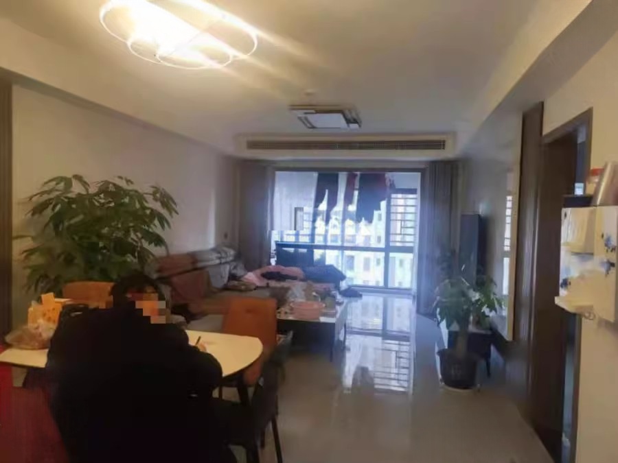 陽光城尚東灣愉景苑法拍房4棟2605號（雙學區(qū)）